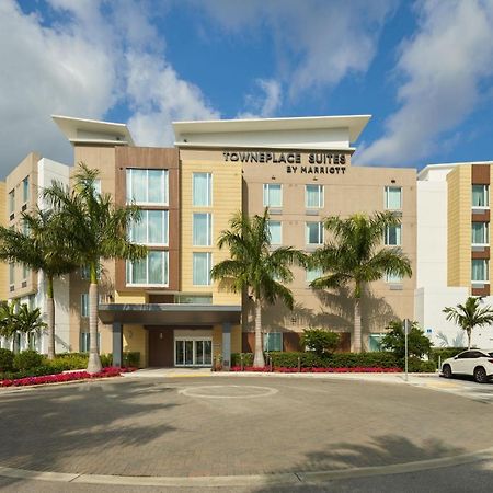 Towneplace Suites Miami Kendall West Kendale Lakes Екстериор снимка