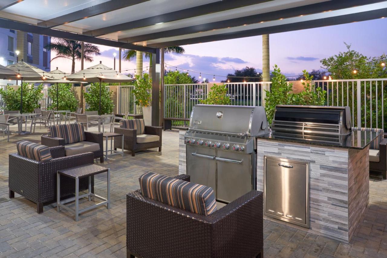 Towneplace Suites Miami Kendall West Kendale Lakes Екстериор снимка
