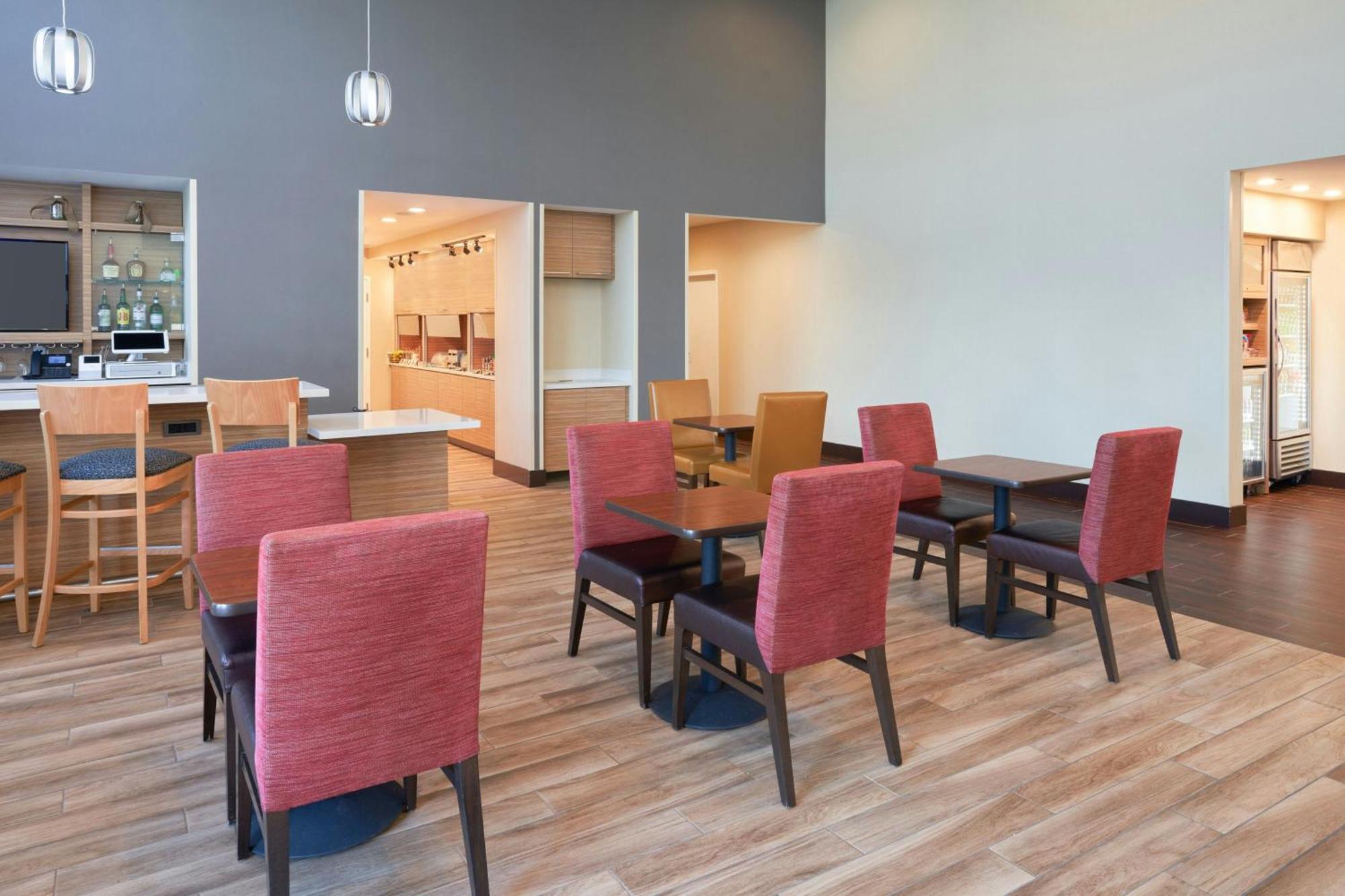 Towneplace Suites Miami Kendall West Kendale Lakes Екстериор снимка